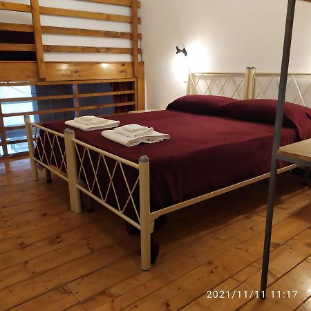 Il Castello Apartment Napoli Ngoại thất bức ảnh