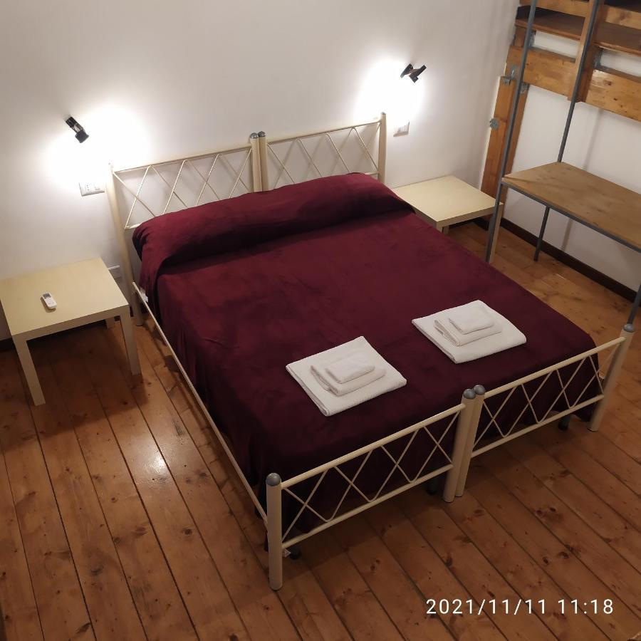 Il Castello Apartment Napoli Ngoại thất bức ảnh